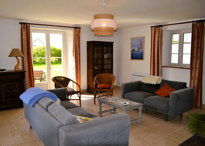 Des Sangles Holiday home *