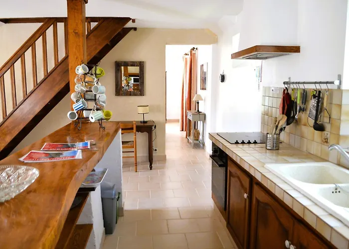 Des Sangles Holiday home